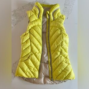 Lululemon bright yellow down vest size 0/2